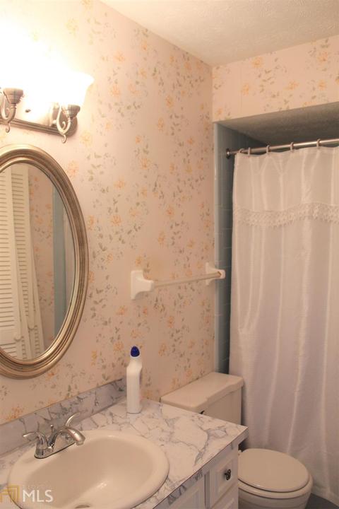 402 Camelot Dr, Lagrange, GA 30241 photo 15