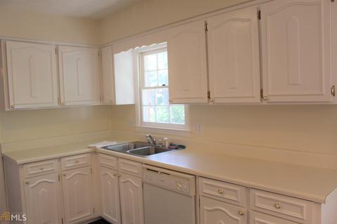402 Camelot Dr, Lagrange, GA 30241 photo 7