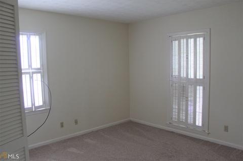 402 Camelot Dr, Lagrange, GA 30241 photo 16