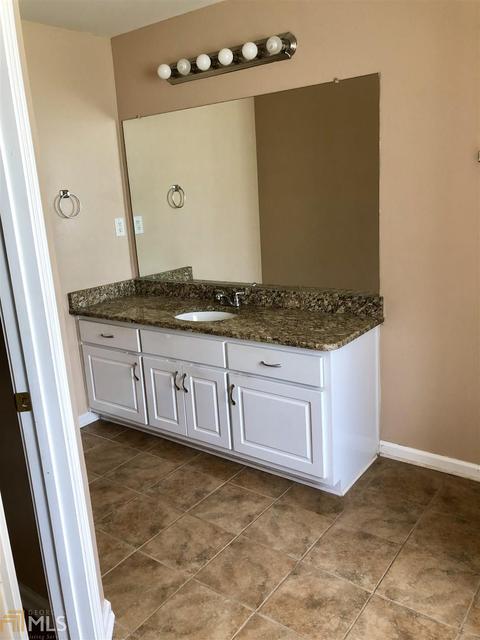 219 River View Ct, Hampton, GA 30228 photo 10