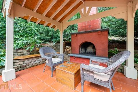 145 Hammersmith Dr, Suwanee, GA 30024 photo 8
