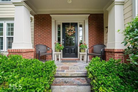145 Hammersmith Dr, Suwanee, GA 30024 photo 2