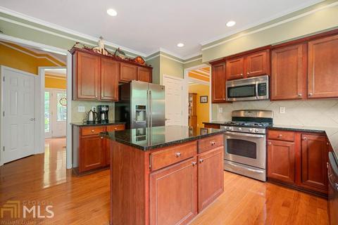 145 Hammersmith Dr, Suwanee, GA 30024 photo 17