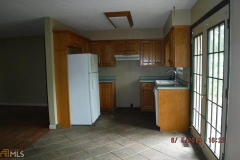 82 Stancil, Toccoa, GA 30577 photo 2