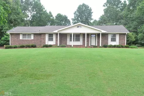 3920 Hillside Dr, Duluth, GA 30096 photo 1