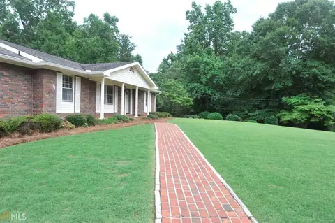 3920 Hillside Dr, Duluth, GA 30096 photo 2