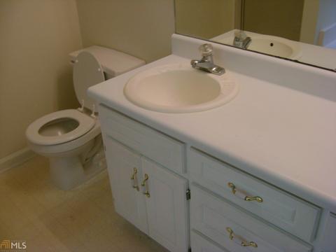 130 Windward Dr, Covington, GA 30016 photo 8