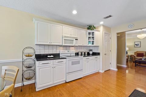 100 Hampton Shores Dr, Hampton, GA 30228 photo 9
