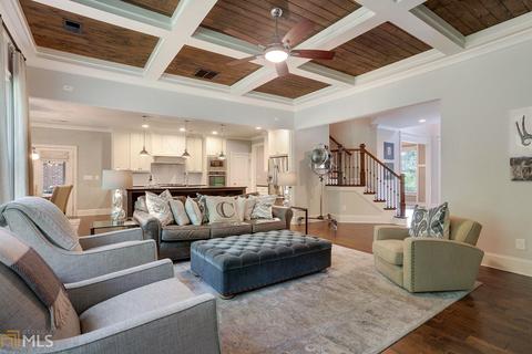 2985 Skyland Dr, Chamblee, GA 30341 photo 5