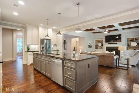 2985 Skyland Dr, Chamblee, GA 30341 photo 8