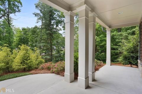 2985 Skyland Dr, Chamblee, GA 30341 photo 2