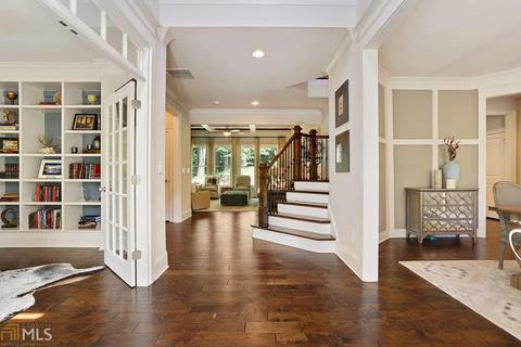 2985 Skyland Dr, Chamblee, GA 30341 photo 3