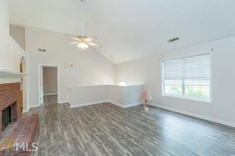 395 Flowers Dr, Covington, GA 30016 photo 6