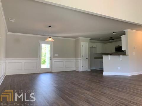 231 Dixon Cir, Williamson, GA 30292 photo 3
