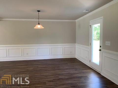 231 Dixon Cir, Williamson, GA 30292 photo 5