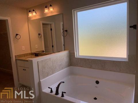 231 Dixon Cir, Williamson, GA 30292 photo 12