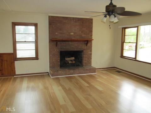 720 Meadowbrook Dr, Mcdonough, GA 30253 photo 4