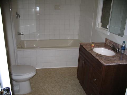 4551 Ruby Rd, Stone Mountain, GA 30083 photo 3