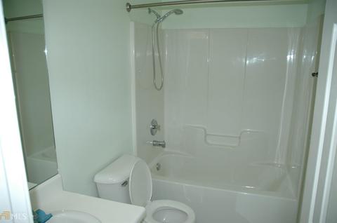 300 Merrybrook Dr, Lagrange, GA 30240 photo 7