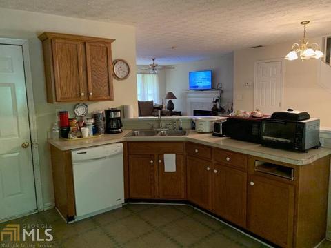 255 S Barbara Ln, Austell, GA 30168 photo 5