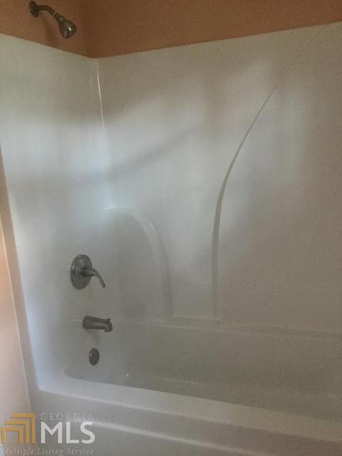 3142 Wallace Rd, Gainesville, GA 30507 photo 5