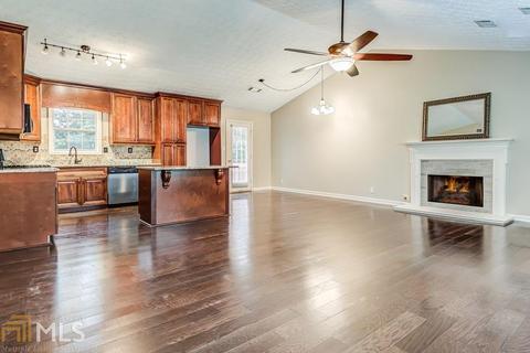 4792 Shay Ter, Buford, GA 30519 photo 6