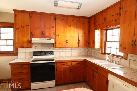 321 Oglethorpe Way, Thomaston, GA 30286 photo 3