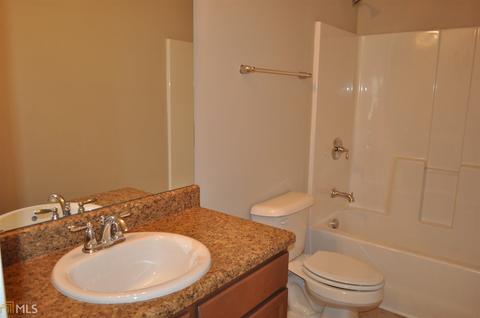 64 Flat Creek Dr, Lagrange, GA 30241 photo 9