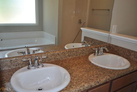 64 Flat Creek Dr, Lagrange, GA 30241 photo 15