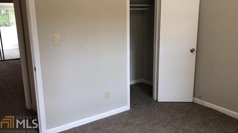 6635 Doublegate Ln, Rex, GA 30273 photo 9