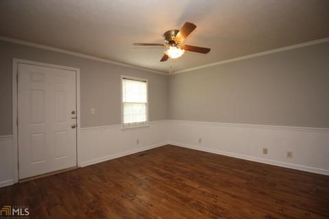 124 Lakecrest Dr, Lagrange, GA 30240 photo 3