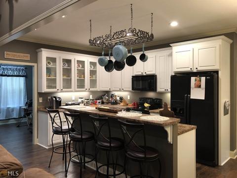 1367 Wade Hampton Rd, Dublin, GA 31021 photo 4