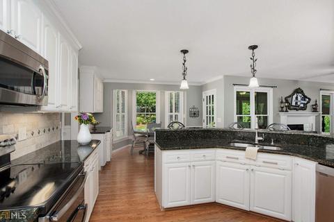 365 Weeping Willow Way, Tyrone, GA 30290 photo 9