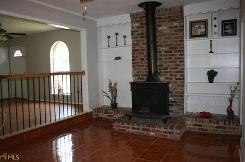 6107 Deerfield Ct, Morrow, GA 30260 photo 6