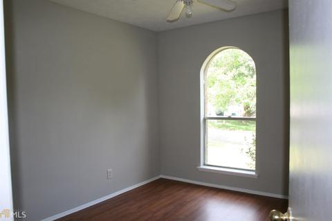 6107 Deerfield Ct, Morrow, GA 30260 photo 11