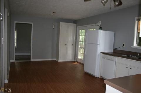 6107 Deerfield Ct, Morrow, GA 30260 photo 8