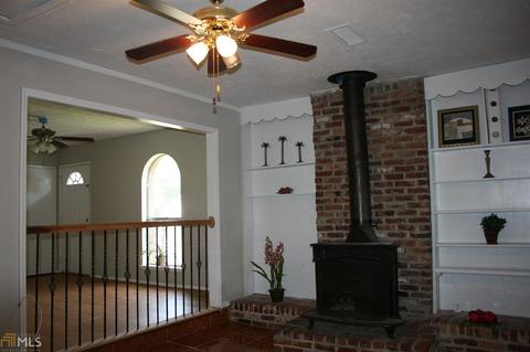 6107 Deerfield Ct, Morrow, GA 30260 photo 5