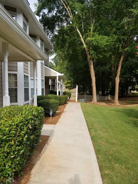 6440 Pinebark Way, Morrow, GA 30260 photo 4