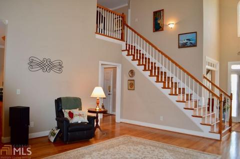 9020 Forest Path Dr, Gainesville, GA 30506 photo 5