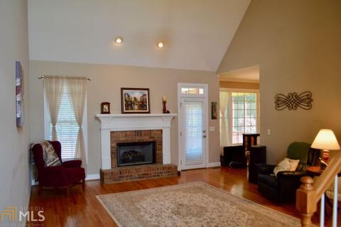 9020 Forest Path Dr, Gainesville, GA 30506 photo 6