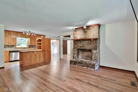 118 Biles Rd, Jackson, GA 30233 photo 8