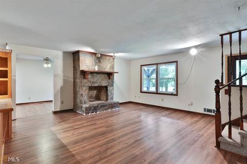 118 Biles Rd, Jackson, GA 30233 photo 9