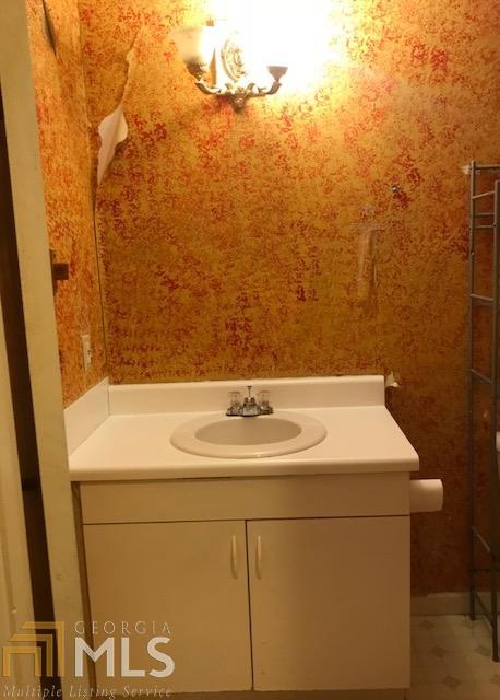 4369 Rex Rd, Rex, GA 30273 photo 16