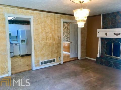 4369 Rex Rd, Rex, GA 30273 photo 2