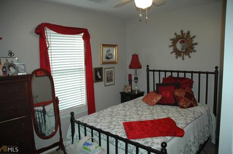 209 Old Pond Rd, Lagrange, GA 30240 photo 5