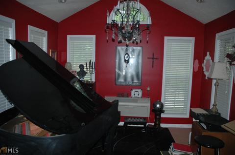 209 Old Pond Rd, Lagrange, GA 30240 photo 9