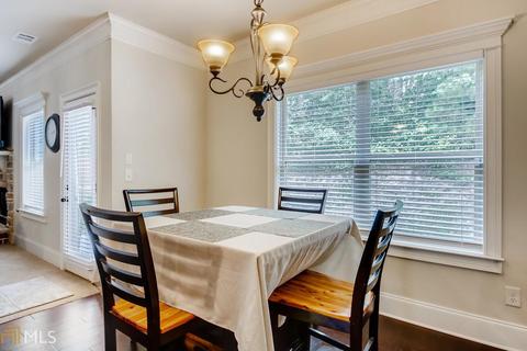 213 Silvertop Dr, Grayson, GA 30017 photo 5