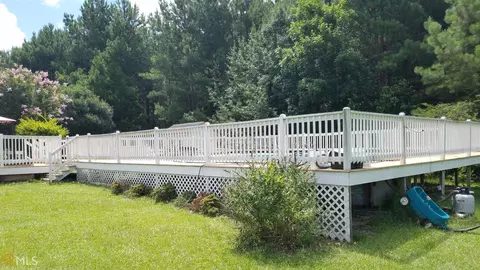 115 Beeks Cir, Williamson, GA 30292 photo 9