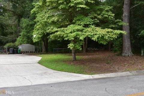 1400 Cambridge Rd, Perry, GA 31069 photo 3