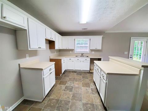 45 Aspen Cir, Covington, GA 30016 photo 8